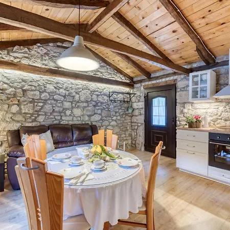 Holiday home Sirotnjak By Interhome