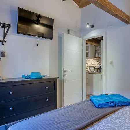 Sirotnjak By Interhome *