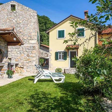 Semesterbostad Sirotnjak By Interhome