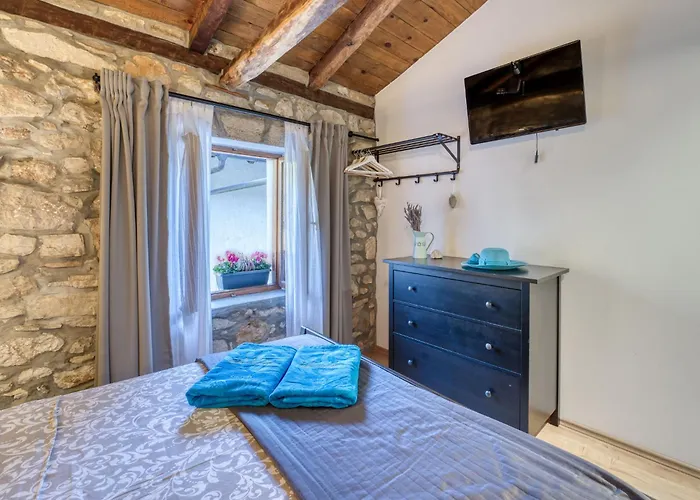 Sirotnjak By Interhome * Lovran