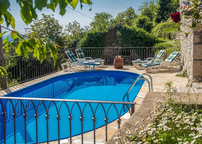 Sirotnjak By Interhome * Lovran